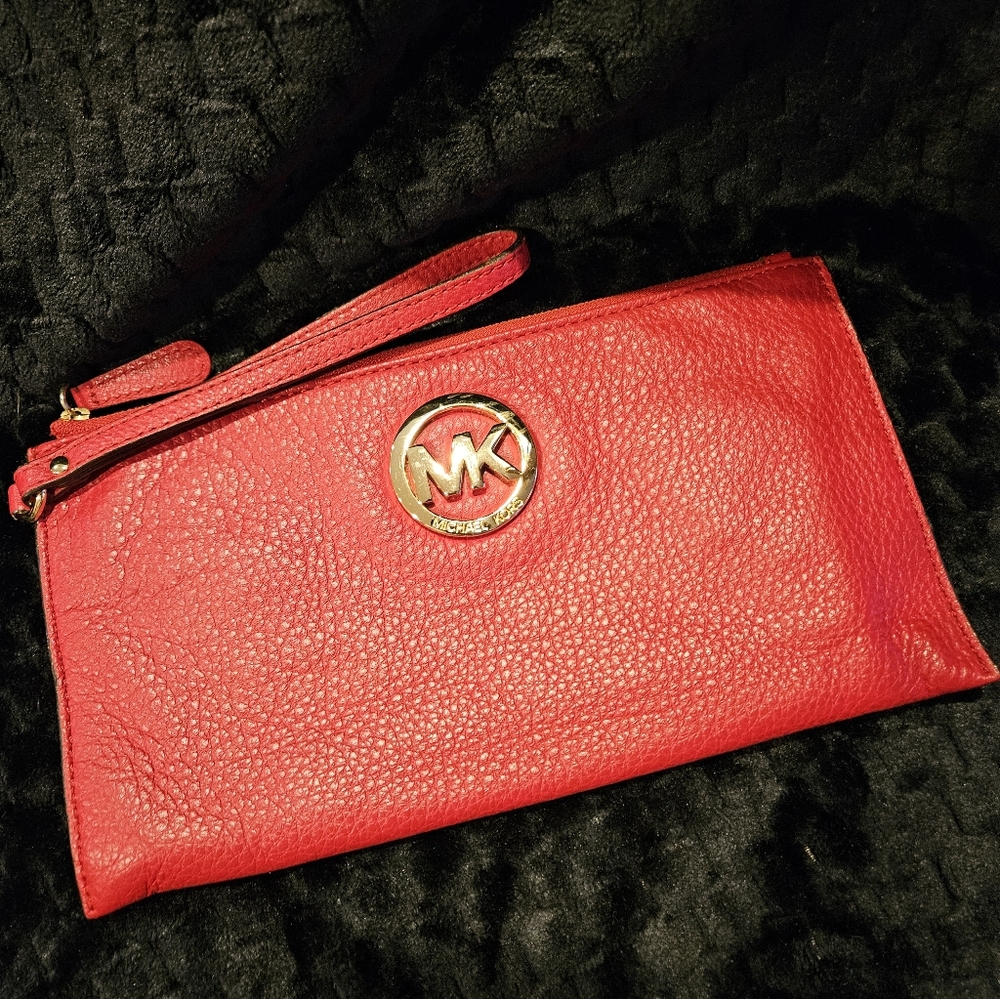 Michael Kors Red Leather Jet Set XL zip clutch